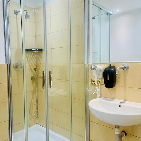 בית הארחה Rattazzi Station רומא