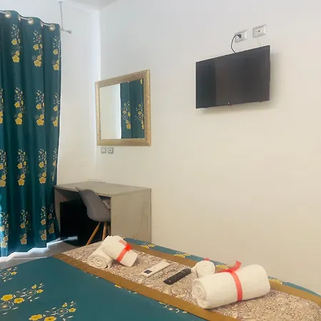 Rattazzi Station בית הארחה 4*